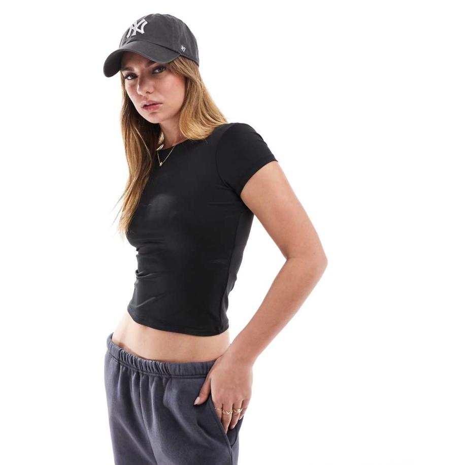 Cotton On Top met boothals en open achterkant in zwart Zwart