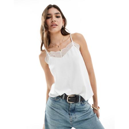 Pieces Cami top met kanten afwerking in wit