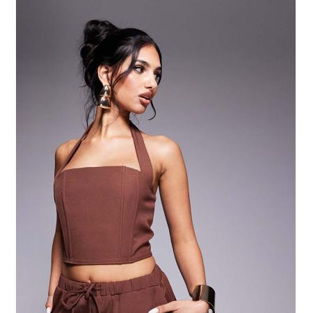 Kaiia Exclusives Top met veters achter en halternek in chocoladebruin, deel van co-ord set