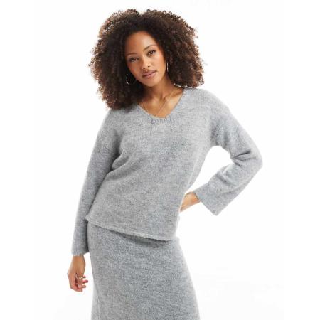 4th & Reckless Pluizig gebreide trui van wolmix met V-hals in grijs, deel van co-ord set