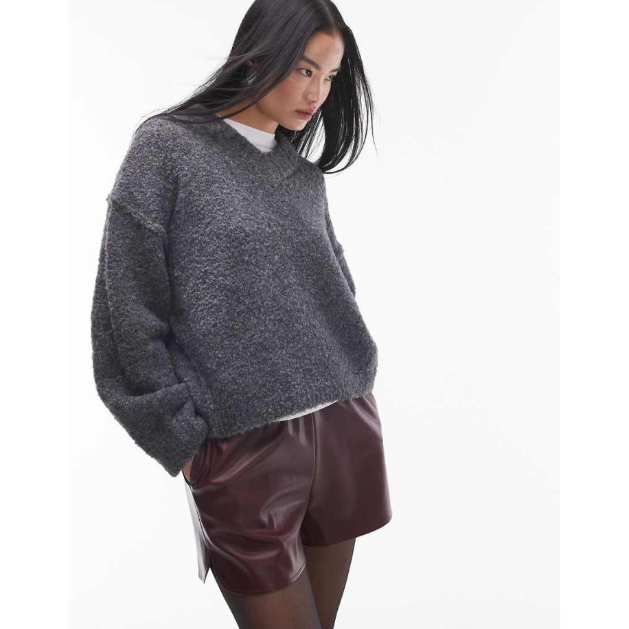 Topshop Gebreide bouclé trui met V-hals in antraciet-Grijs Grijs