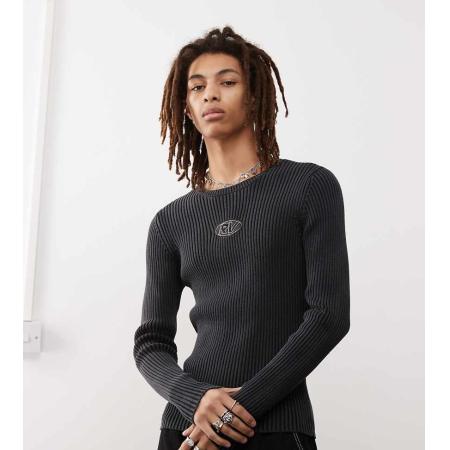 Reclaimed Vintage - Geribbelde gebreide top met spray-effect en badge-logo in zwart