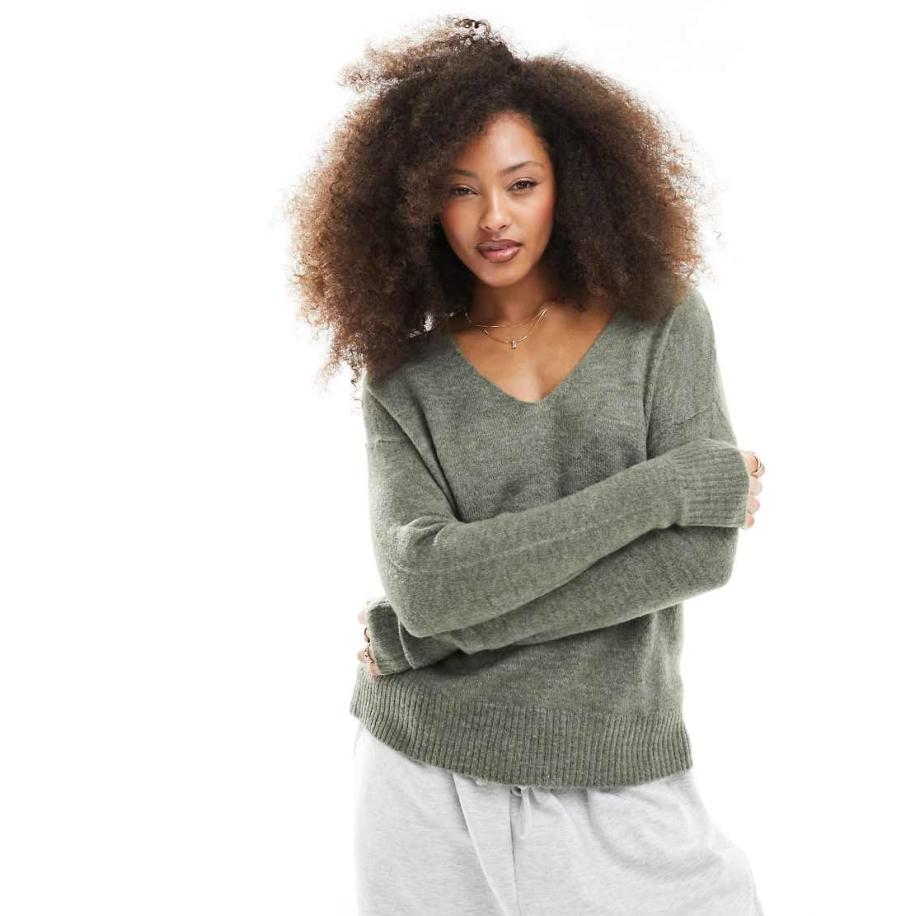 JDY Gebreide trui met V-hals in licht kaki-Groen Groen