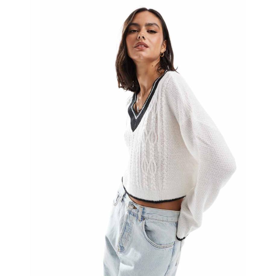 Miss Selfridge Ruimvallende varsity trui met V-hals in crème-Wit Wit