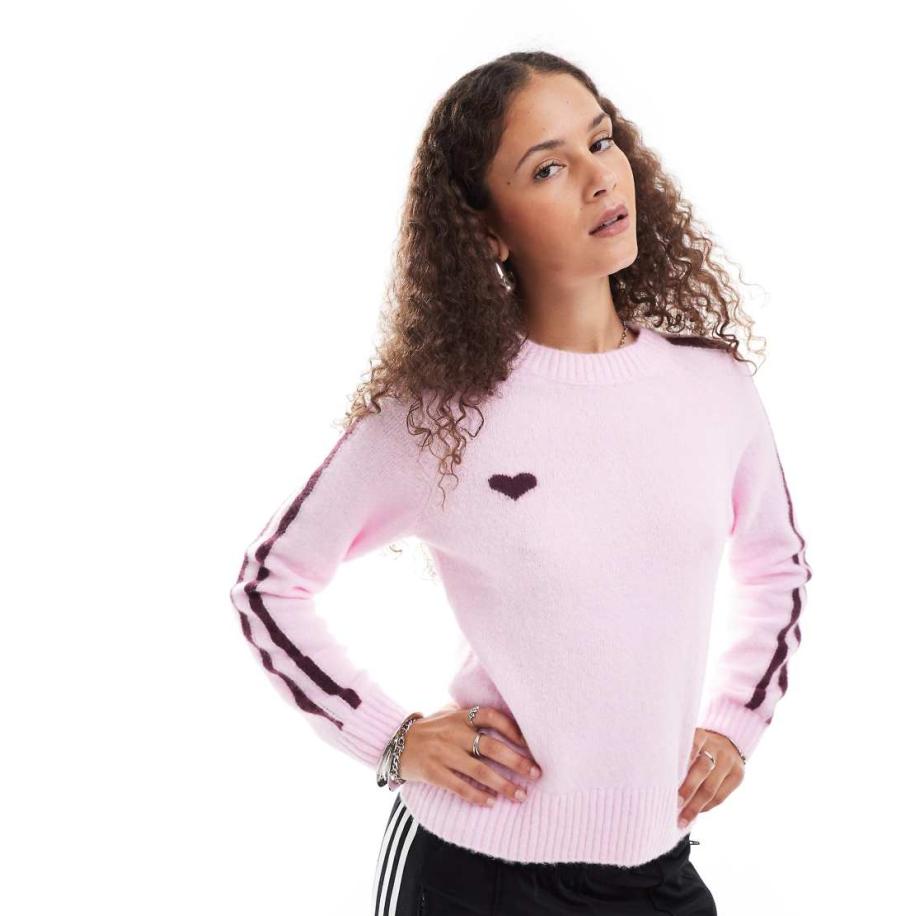 Monki Gebreide trui met raglanmouwen en jacquard hart in roze met bordeaux strepen Roze