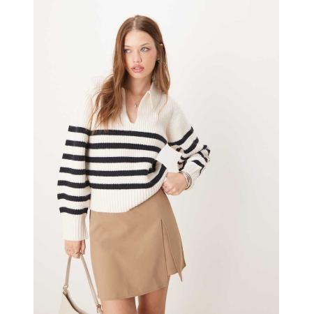 Nobody's Child Gestreepte trui met kraag in wit