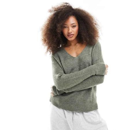 JDY Gebreide trui met V-hals in licht kaki-Groen