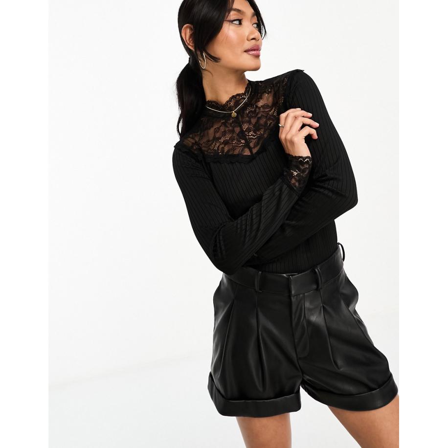 Y.A.S Top met lange mouwen en kanten inzetstuk in zwart Zwart