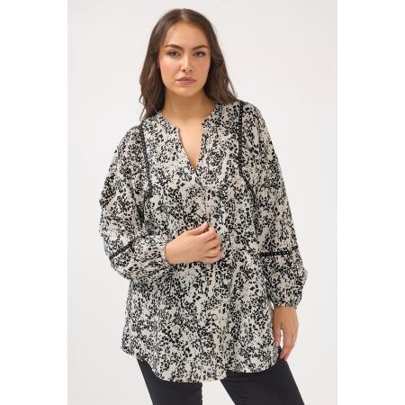 Yours Crèmekleurige Blouse Met Stippen En Studs Size 66-68