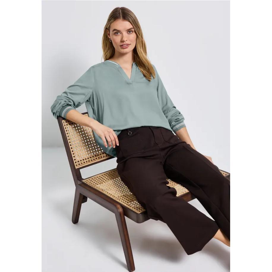 Street One Blouse met gespleten hals en tape Blauw