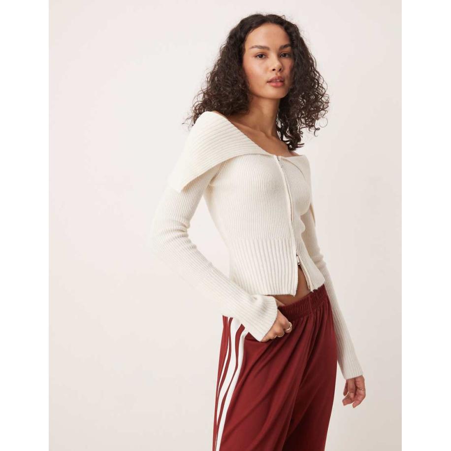 Gina Tricot Ribgebreid vest met rits aan de voorkant, blote schouders en kraag in crème-Wit Wit