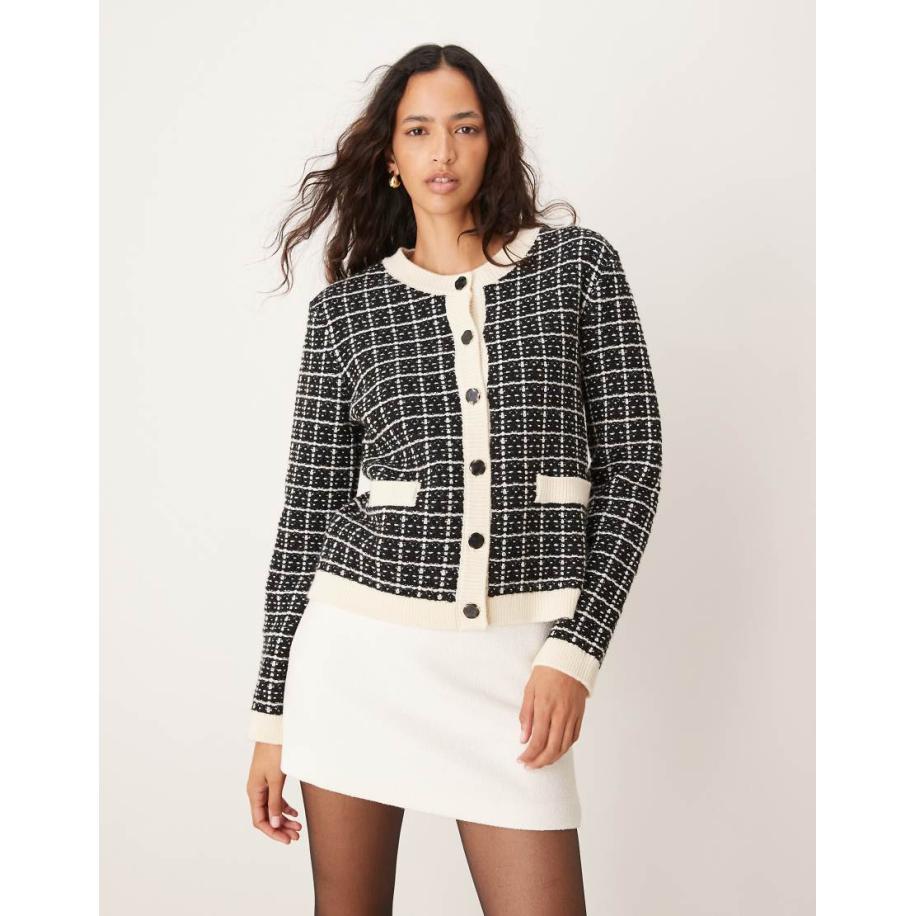 YAS Gebreid vest met ruitmotief in zwart en crème-Veelkleurig Multicolor