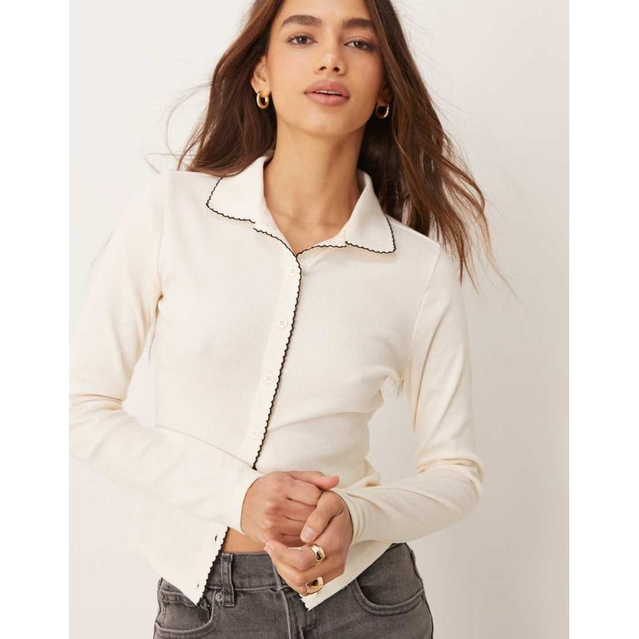 Miss Selfridge Top met lange mouwen, kraag en festonsteek in crème-Wit Wit