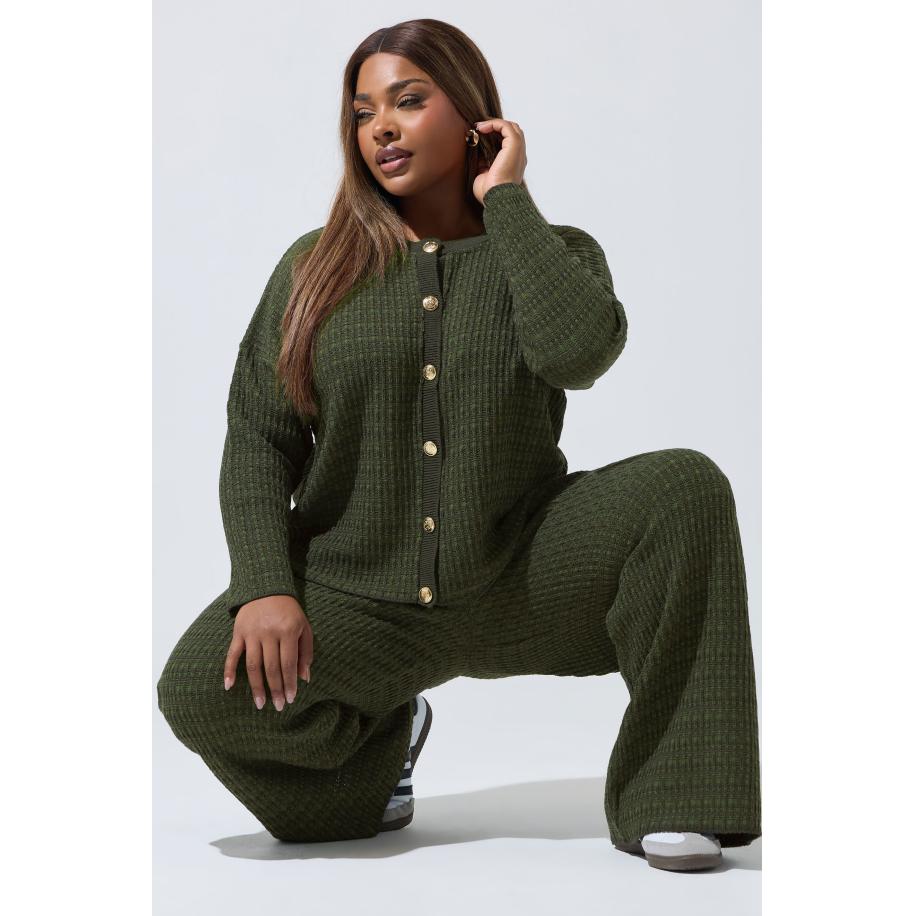 Limited Collection Curve Khaki Groen Bouclé Cardigan Size 54-56 Groen