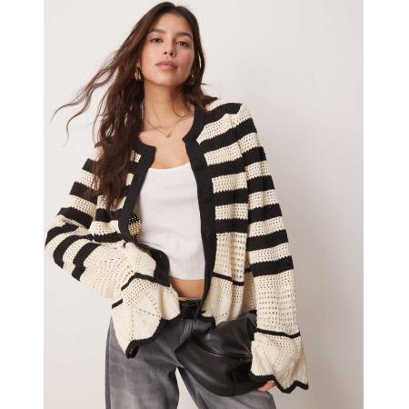 YAS Gehaakt gebreid gestreept vest in zwart en crème