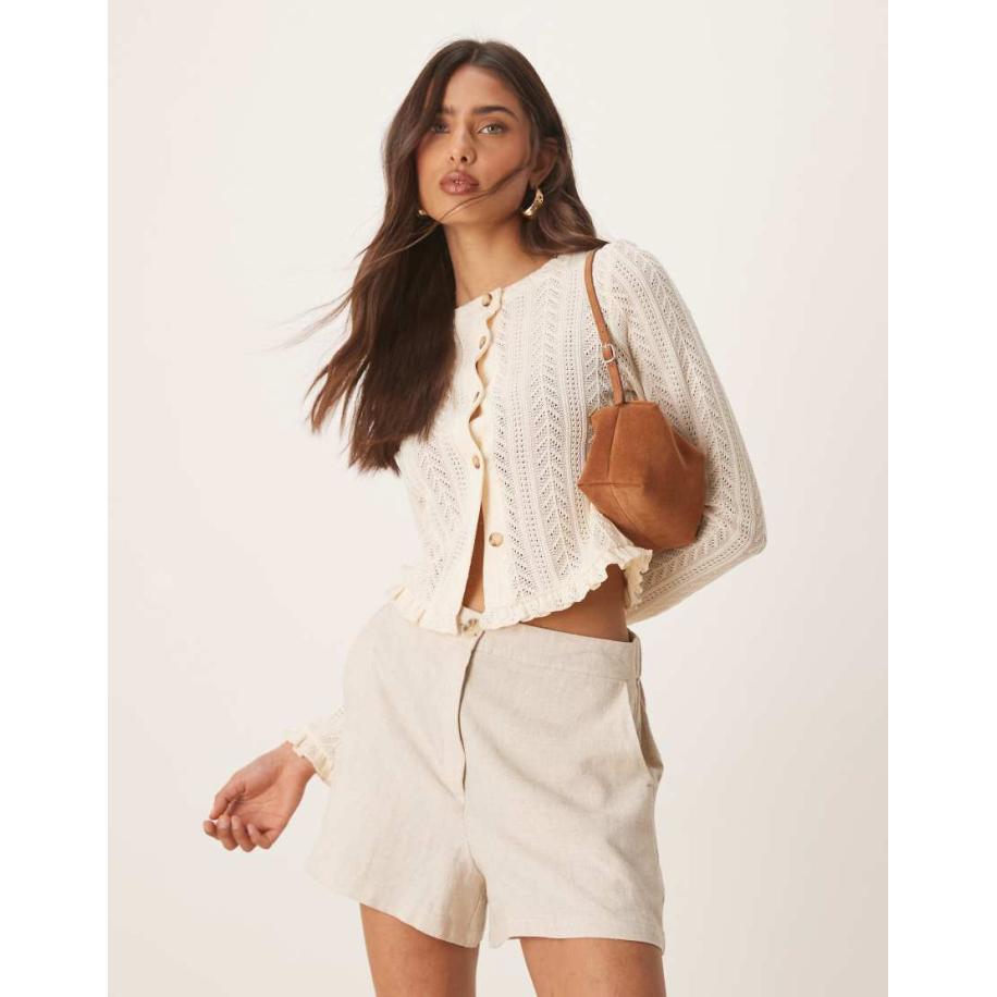 ASOS DESIGN Gehaakt vest met ruches aan de zoom in crème-Wit Wit