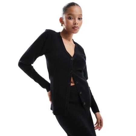 Pretty Lavish Geribbeld gebreid vest met knopen in zwart, deel van co-ord set