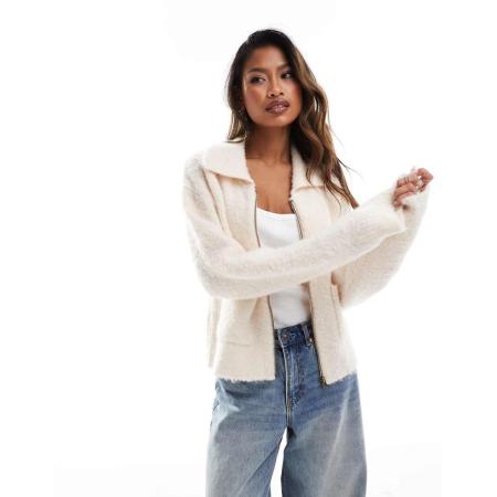 In The Style Gebreid vest met ritssluiting en zakdetail in crème-Wit