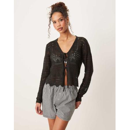 JDY Gehaakt vest met gestrikte voorkant in zwart