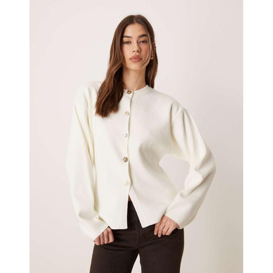 ASOS DESIGN Gebreid vest met structuur en ronde hals en gouden knopen in crème-Wit Wit