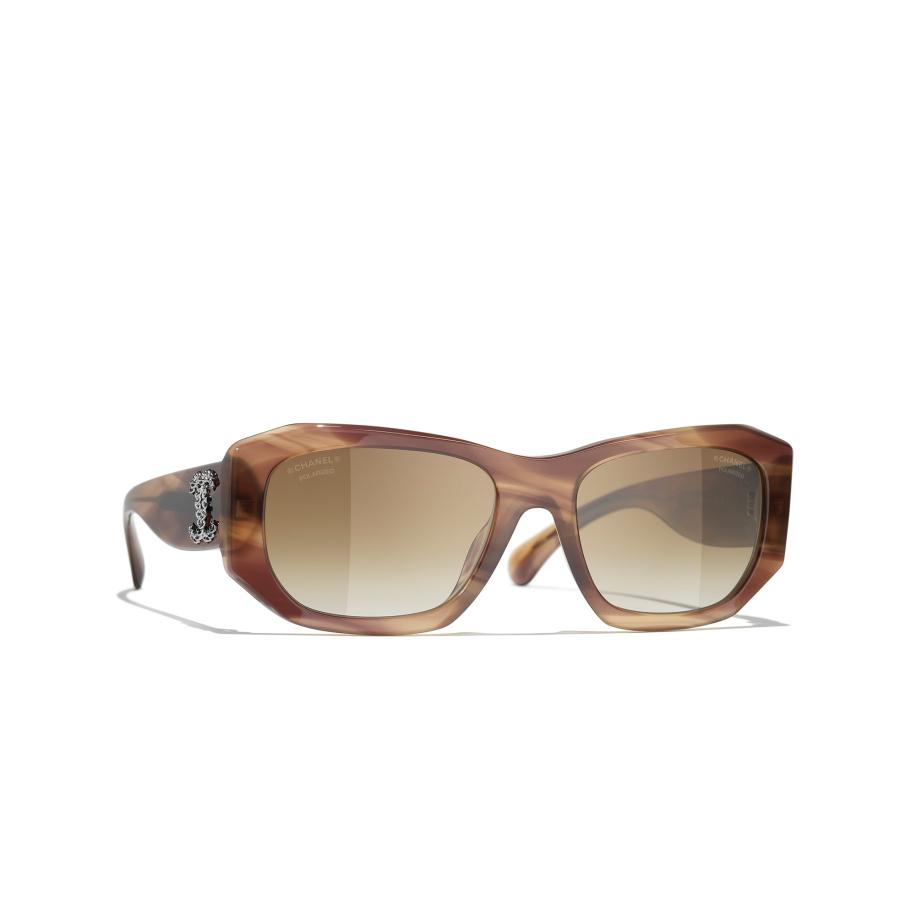 Chanel Vrouwelijk Sunglass Rectangle Sunglasses CH5554 - Framekleur: Gestreepte schildpad taupe, Lenskleur: Bruin Bruin
