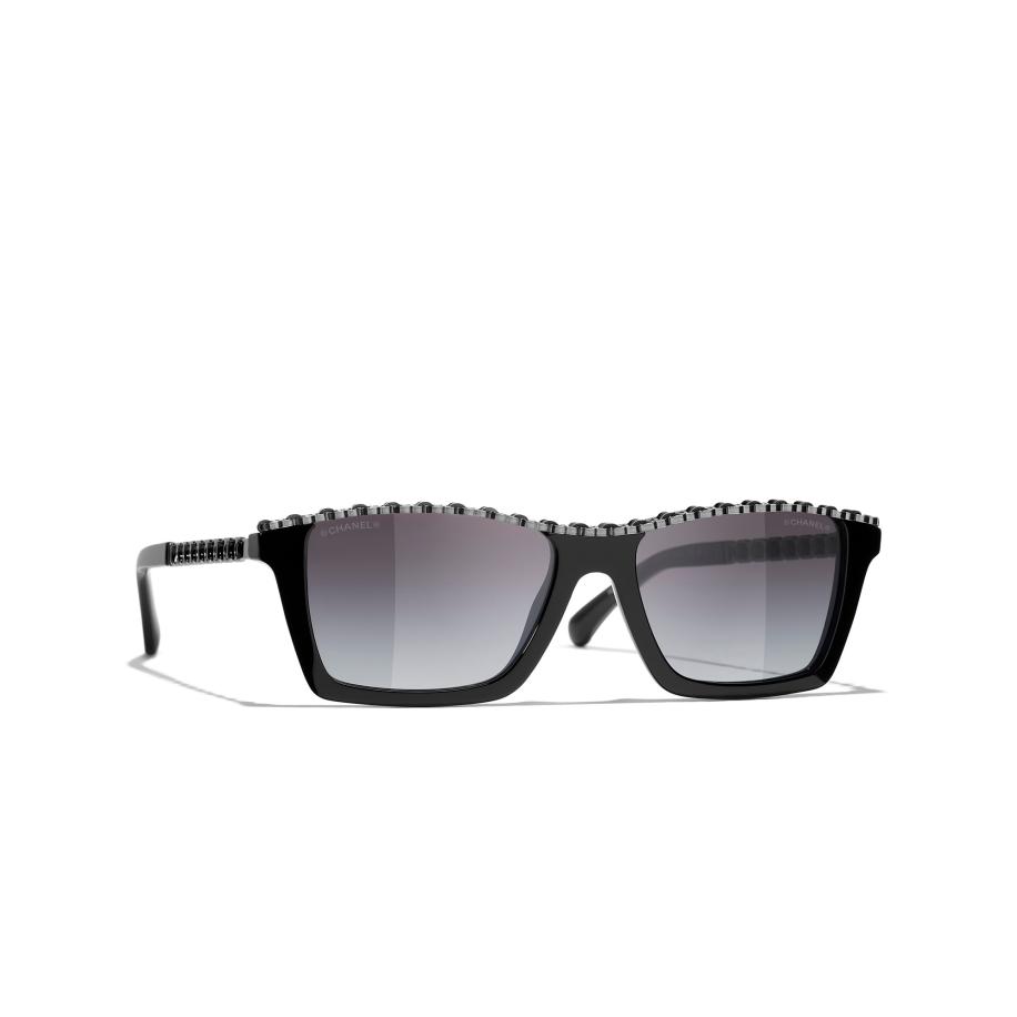 Chanel Vrouwelijk Sunglass Rectangle Sunglasses CH5548Q - Framekleur: Zwart, Lenskleur: Grijs Grijs