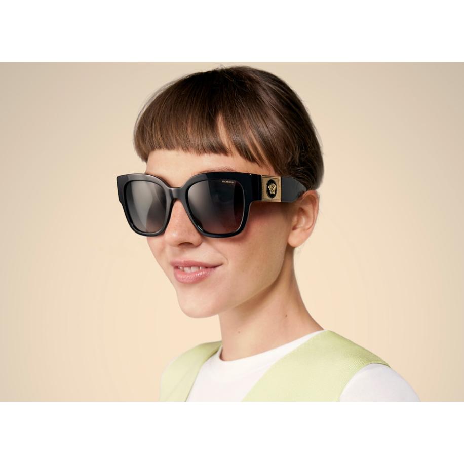 Versace Vrouwelijk Sunglass VE4437U - Framekleur: Zwart, Lenskleur: Polar grijs gradiënt Grijs