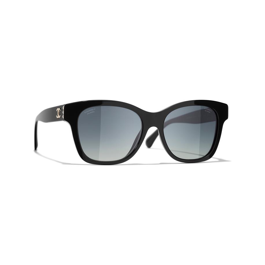 Chanel Vrouwelijk Sunglass Square Sunglasses CH5482H - Framekleur: Zwart en goud, Lenskleur: Grijs Grijs