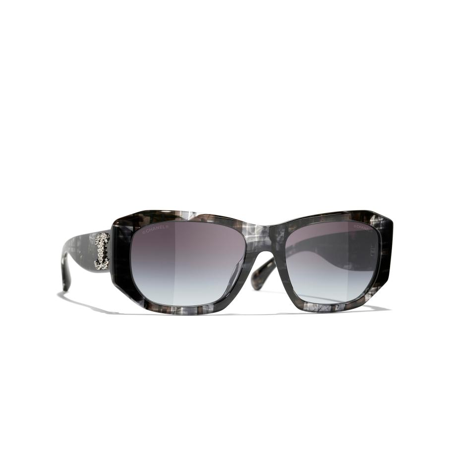 Chanel Vrouwelijk Sunglass Rectangle Sunglasses CH5554 - Framekleur: Nieuwe exclusieve zwarte tweed, Lenskleur: Grijs Grijs