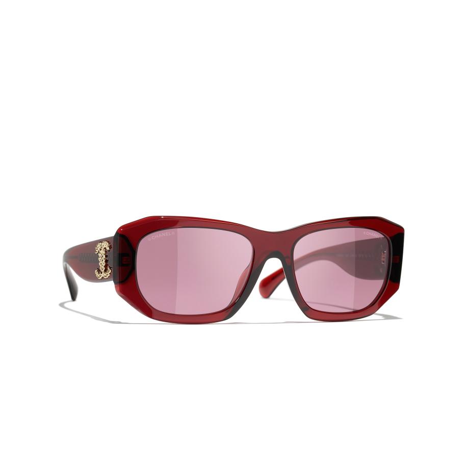 Chanel Vrouwelijk Sunglass Rectangle Sunglasses CH5554 - Framekleur: Kristal bordeaux, Lenskleur: Rood Rood