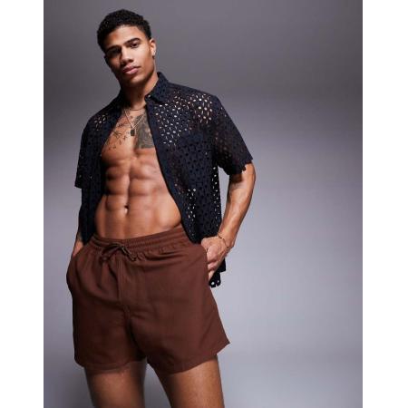 ASOS DESIGN - Korte zwemshort in donkerbruin